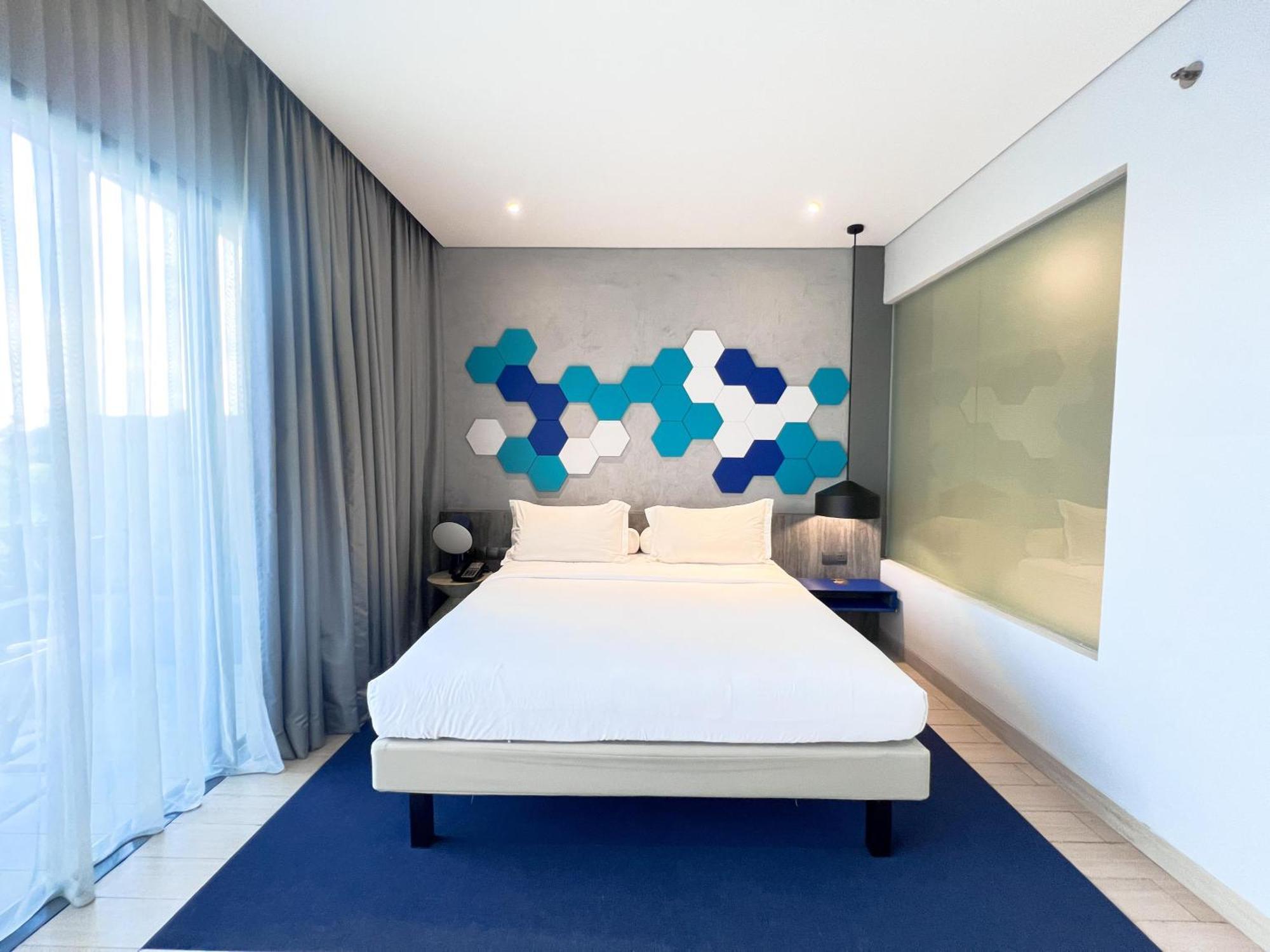 Ibis Styles Batam Nagoya Hotel Ngoại thất bức ảnh
