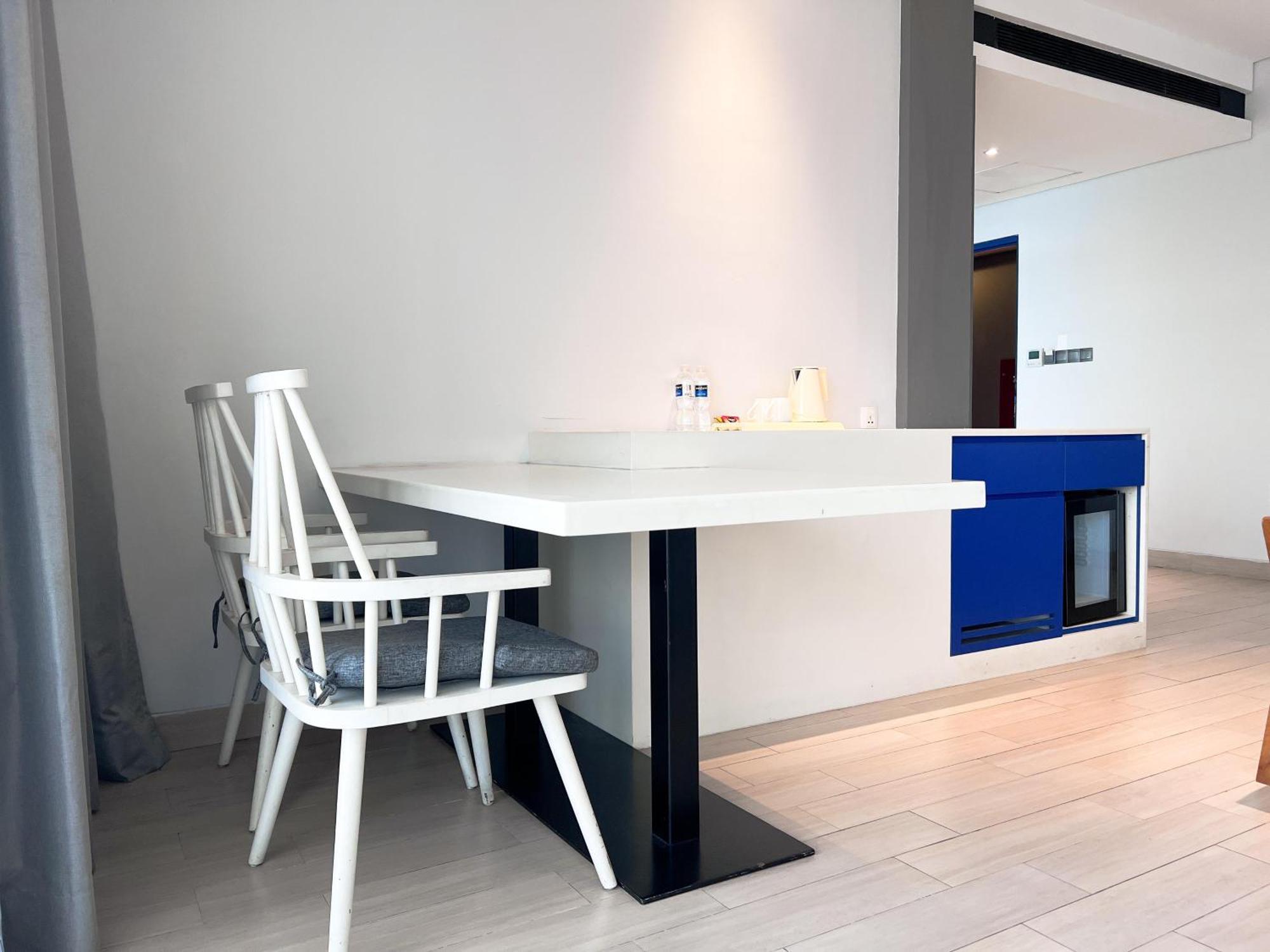 Ibis Styles Batam Nagoya Hotel Ngoại thất bức ảnh