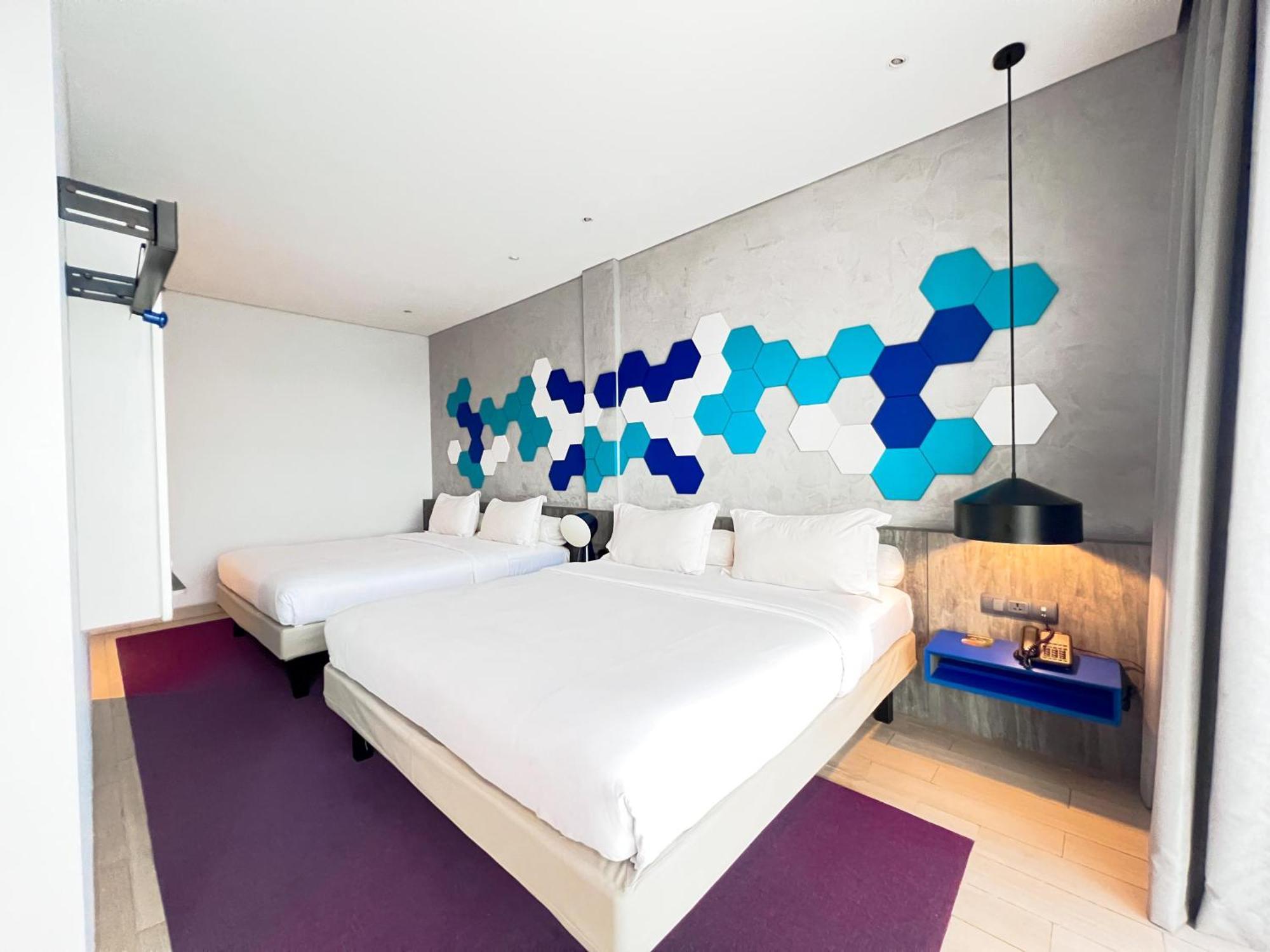 Ibis Styles Batam Nagoya Hotel Ngoại thất bức ảnh
