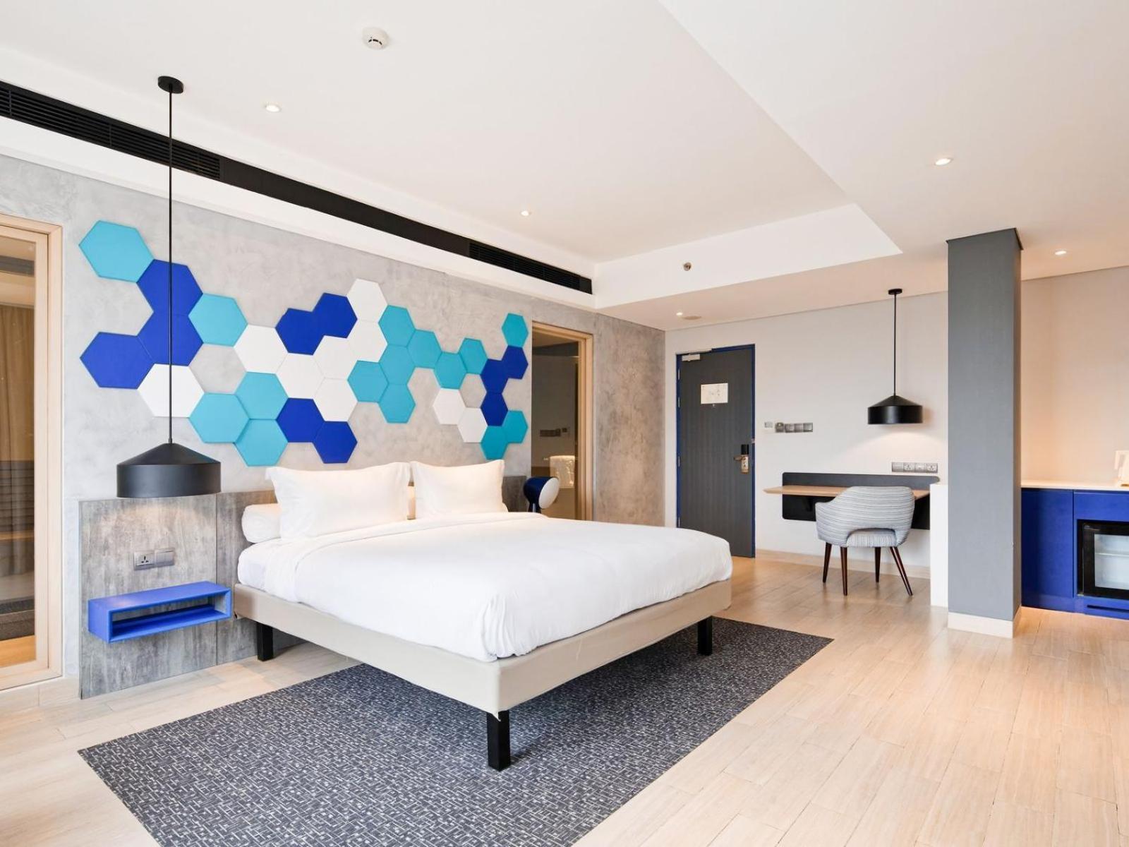 Ibis Styles Batam Nagoya Hotel Ngoại thất bức ảnh